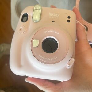 Fuji Film Instax 11 mini with case